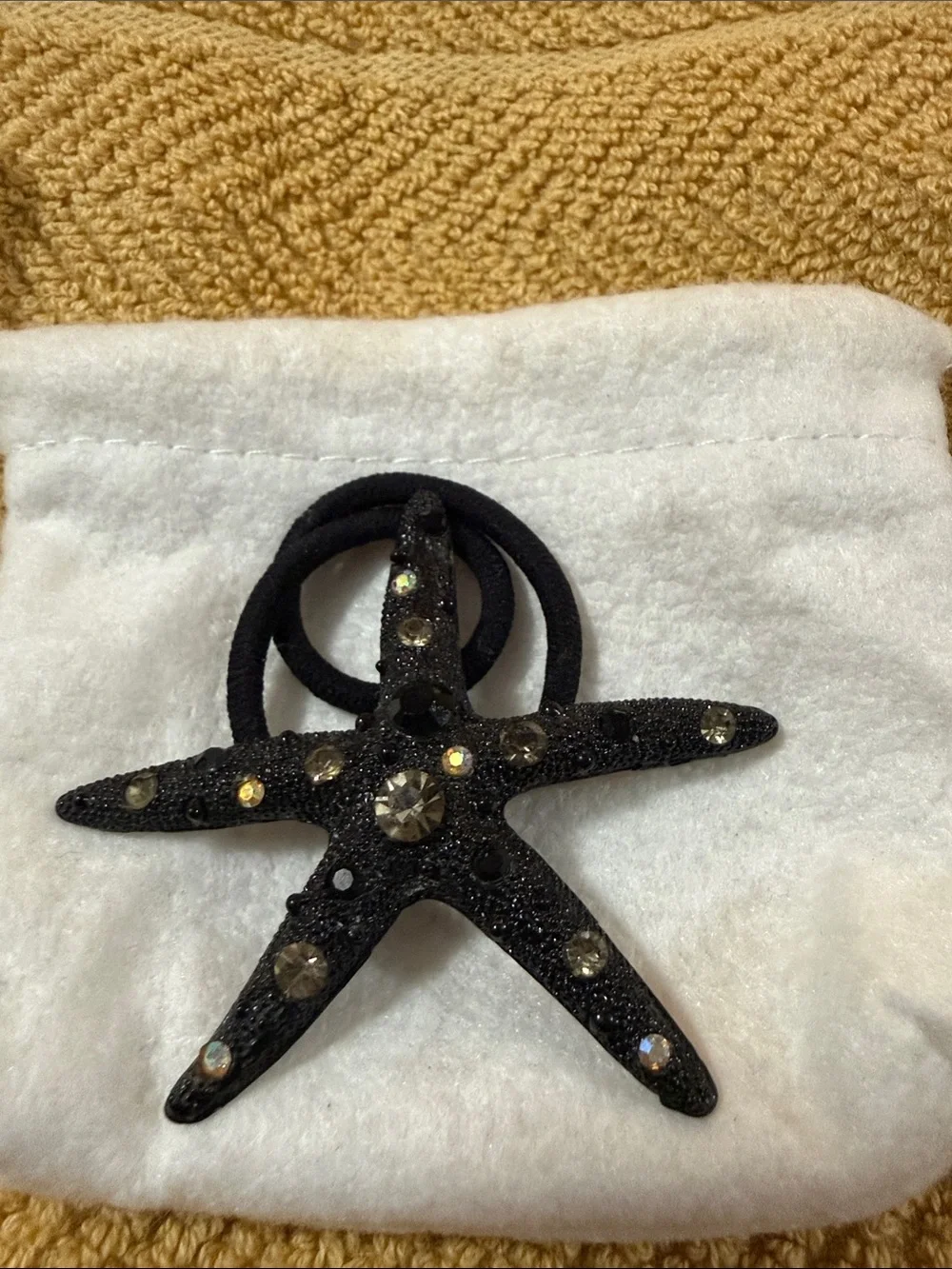 Black Rhinestone Starfish Hair Tie - Fashion Home Accents